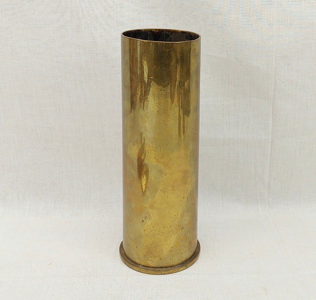 WW2 1943 6 Pounder Shell Case