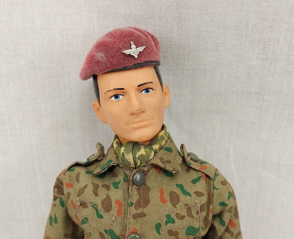 Zodiac Toys British WW2 Red Beret Soldier 1 6th Scale Action Figure - Image 2