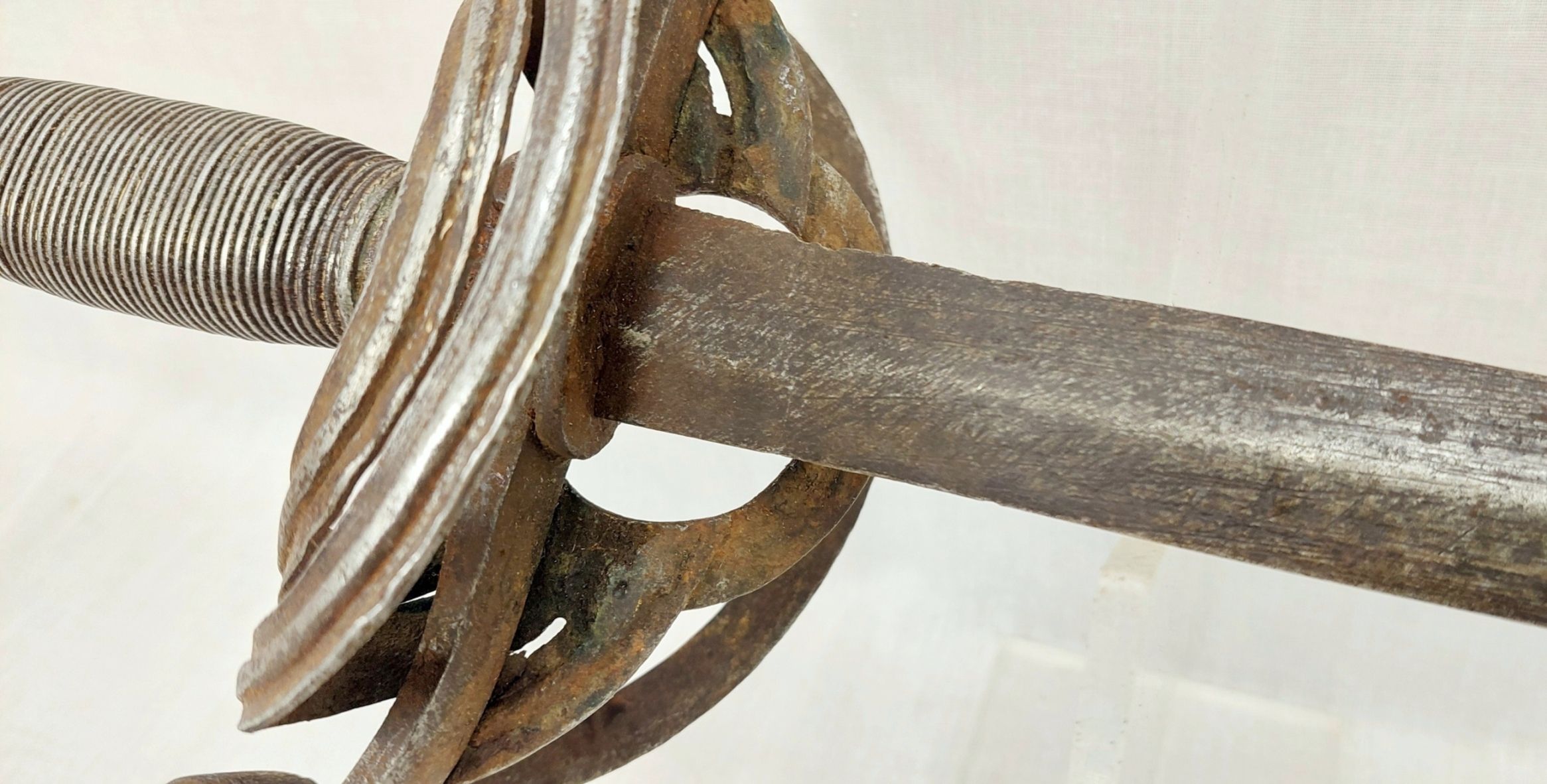 c1700 Long Broadsword With Silver Wire Grip - Image 5