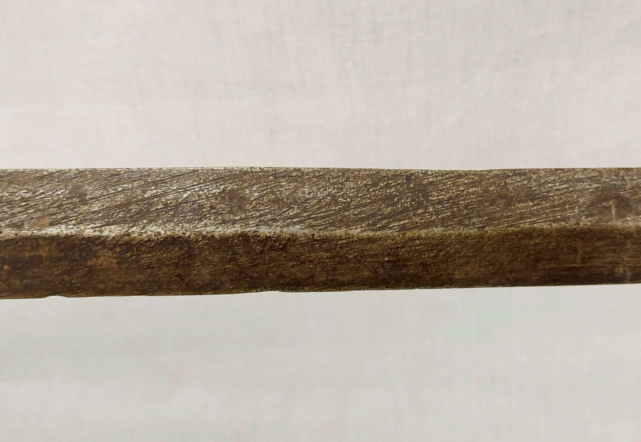 c1700 Long Broadsword With Silver Wire Grip - Image 10