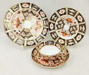 1929 Crown Derby Imari Pattern Trio And Sandwich Plate #2