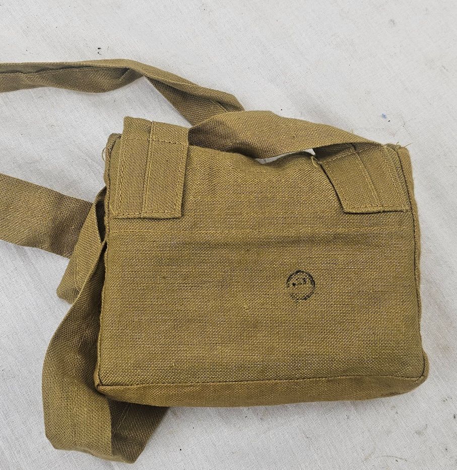 Boys Anti-Tank Rifle Clips in 43 dated pouch - Image 3