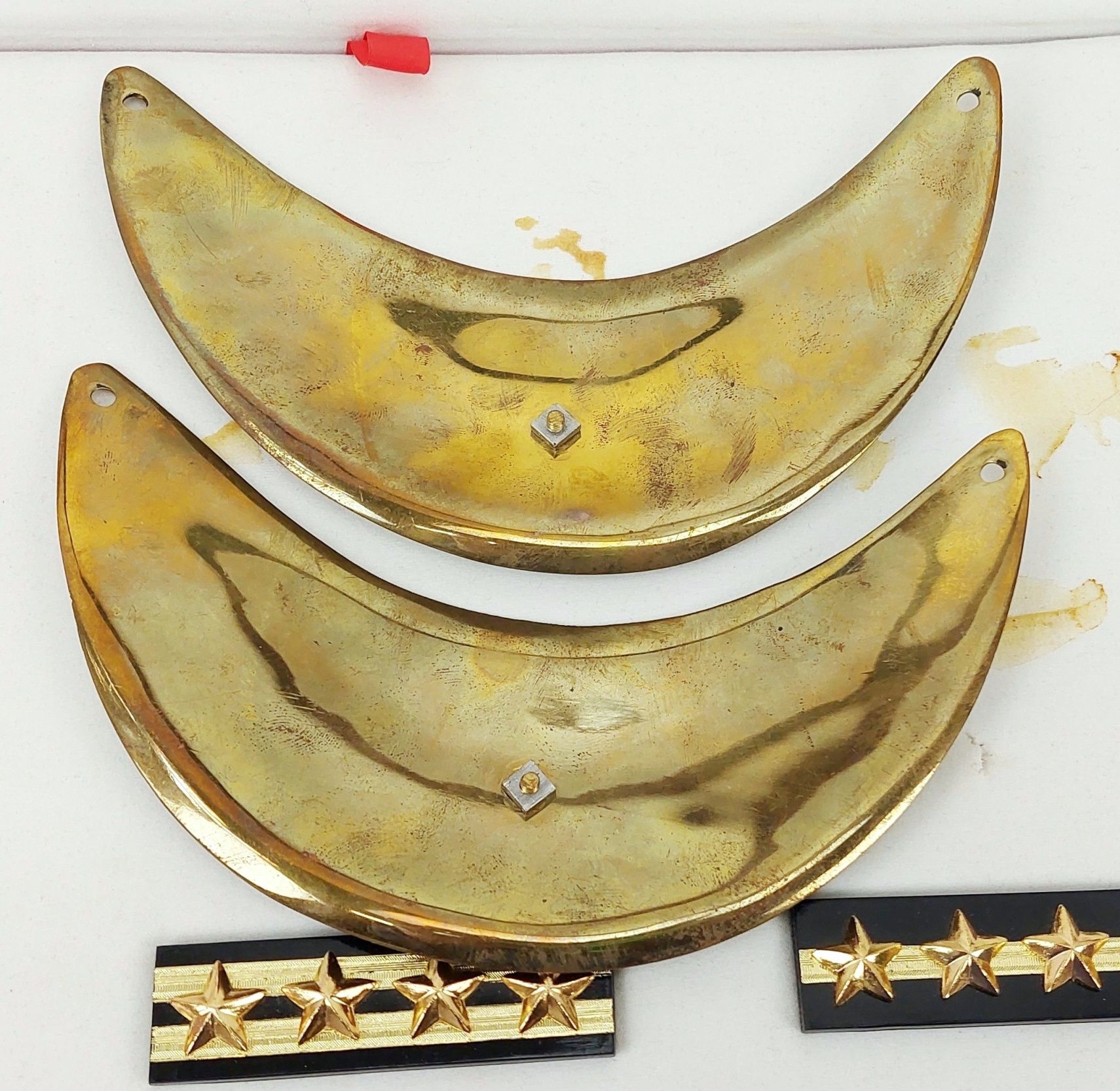 Cased Set Of French Gorgets And Rank Slides - Image 3