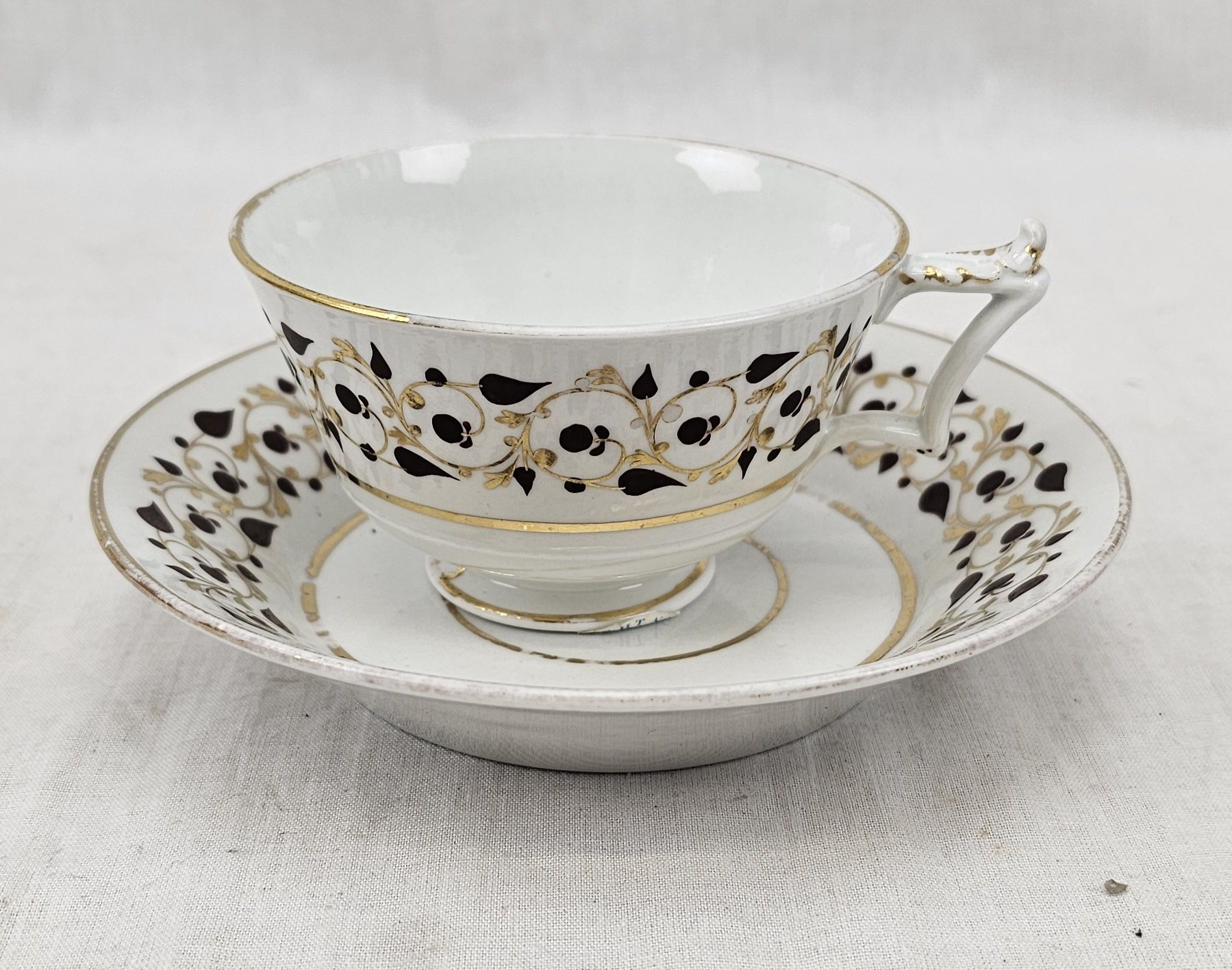 Circa 1800 Worcester FBB London Shape Cup And Saucer