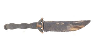 India, Mid-20th Century, Shibriya-Style Hunting Knife with Brass Horse-Head Guard and Fur-Covered Sheath