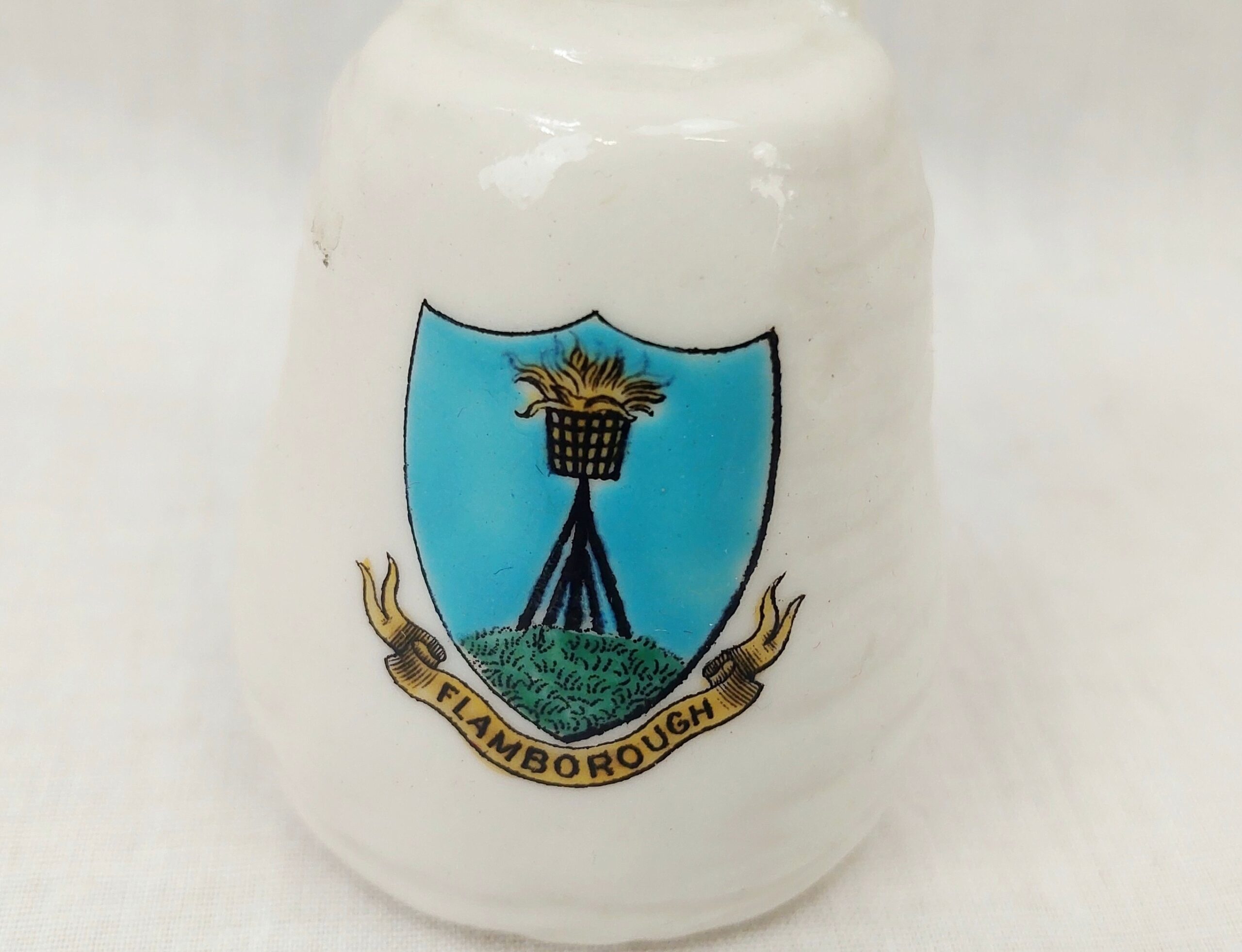 WW1 Goss Crested China Model of a Zeppelin Bomb - Flamborough - Image 2