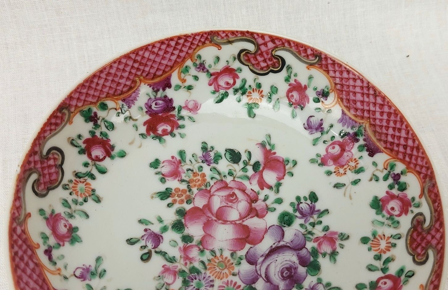 c1760 Chinese Porcelain Famille Rose Saucer - Image 3