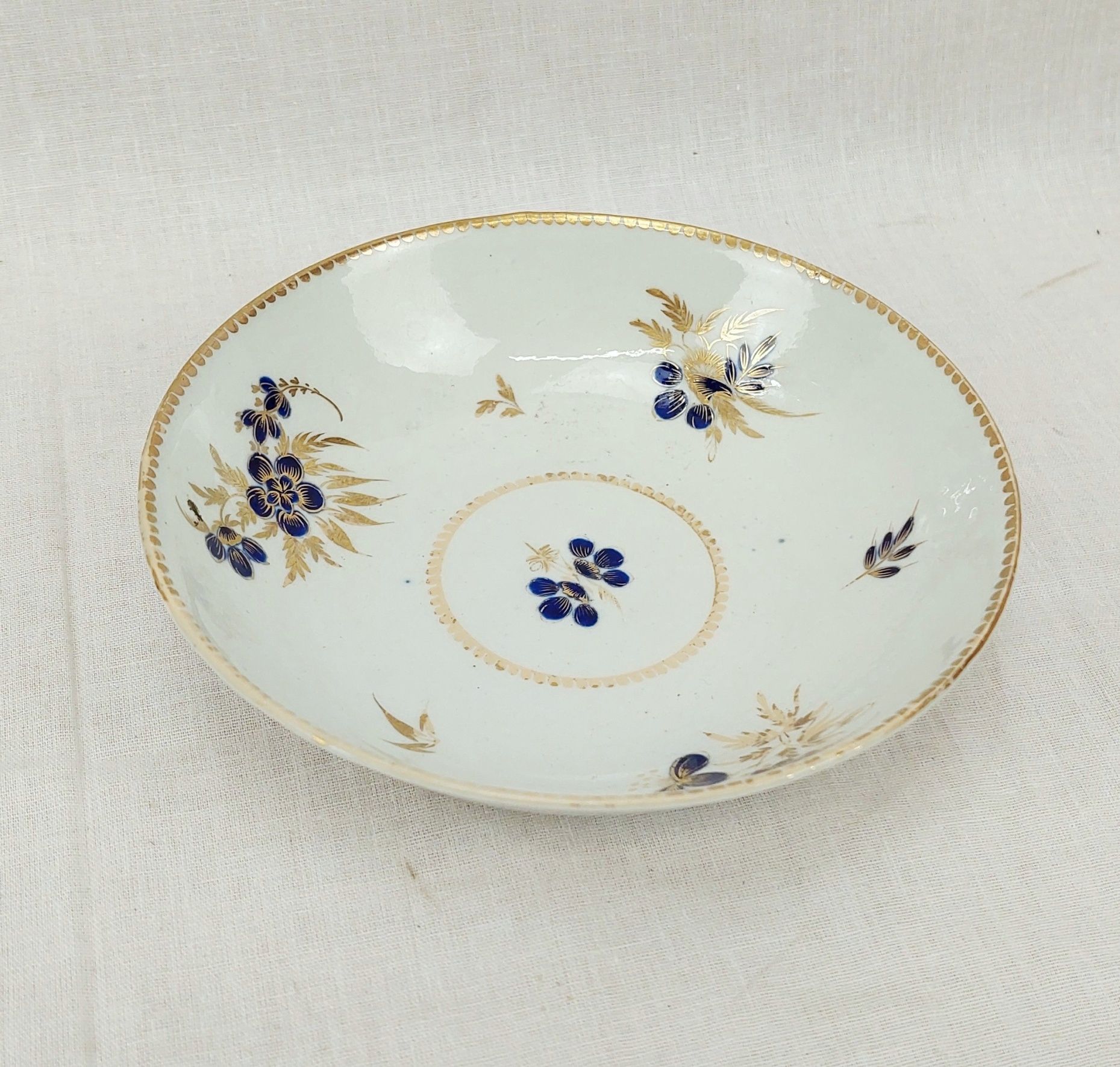 c1775 Worcester Porcelain Saucer