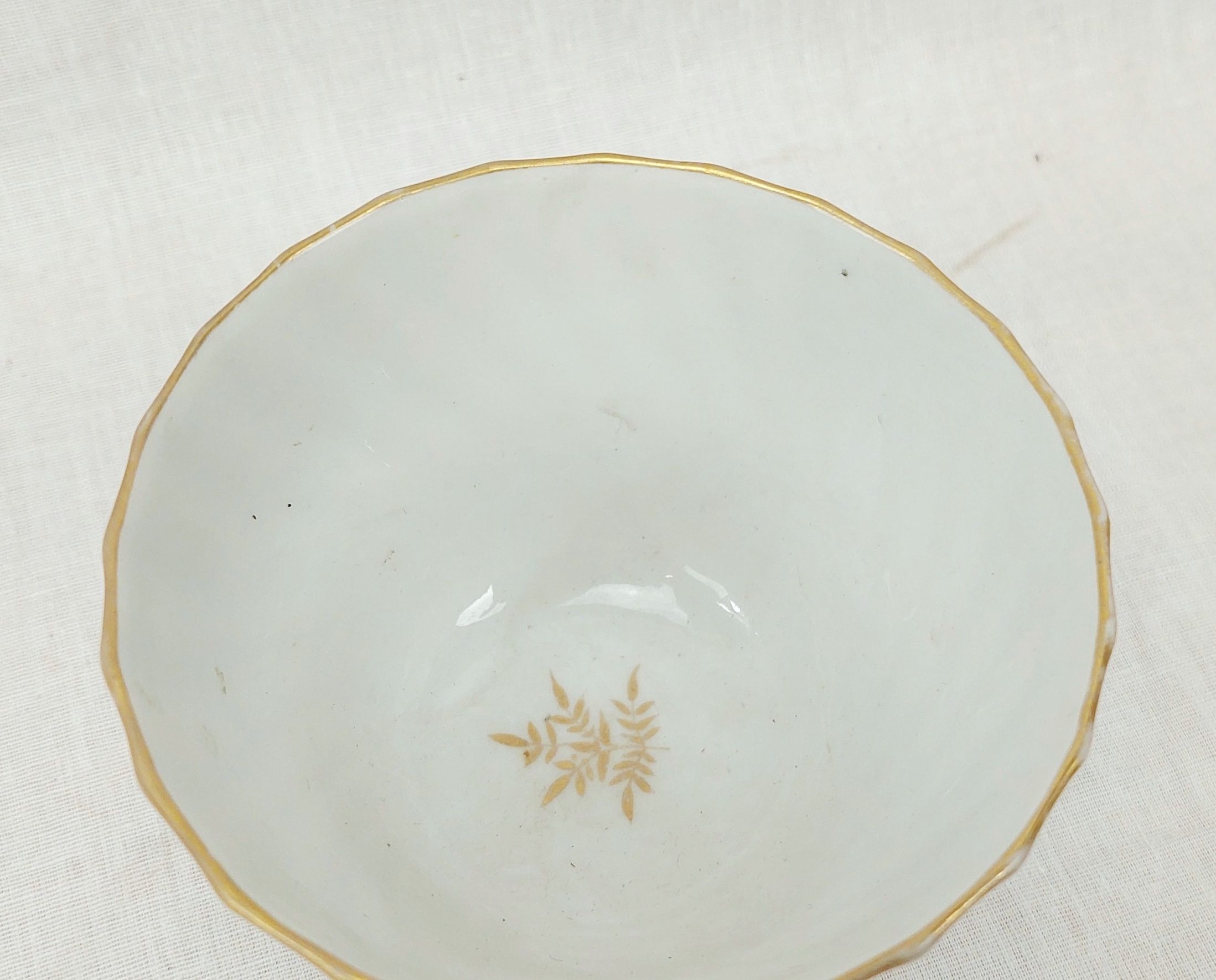 c1795 Worcester Spiral Fluted Tea Bowl - Image 6