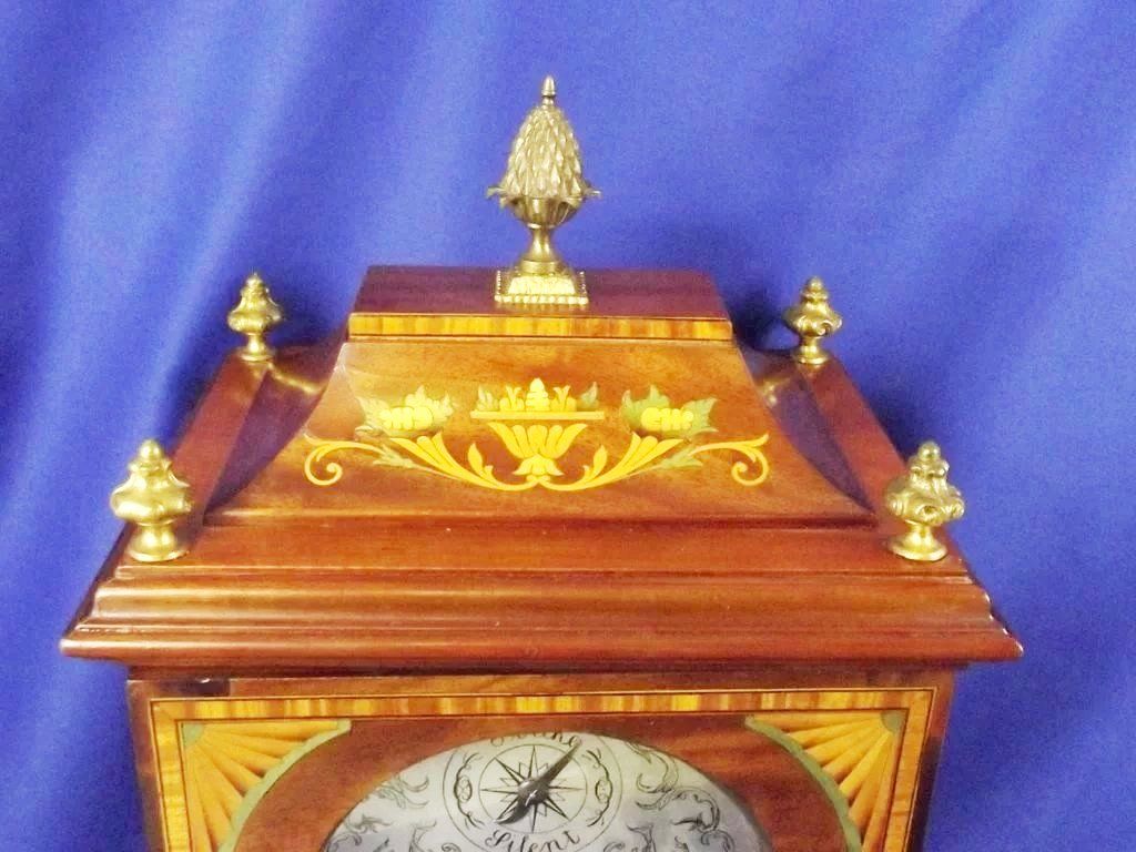 c1800 Fine Quality Parquetry Striking Bracket Clock - Image 3
