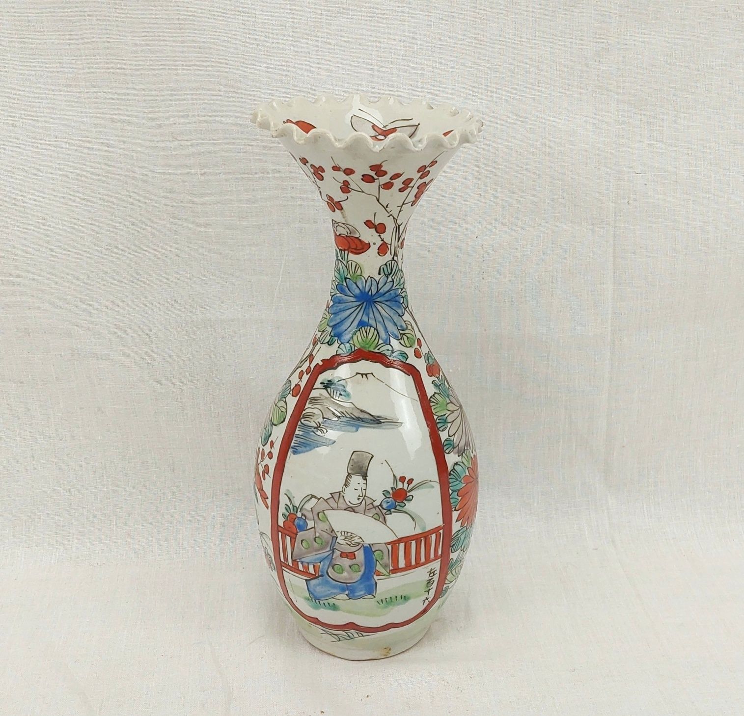 c1880 Japanese Canton Ceramic Frilled Rim Vase - Image 3