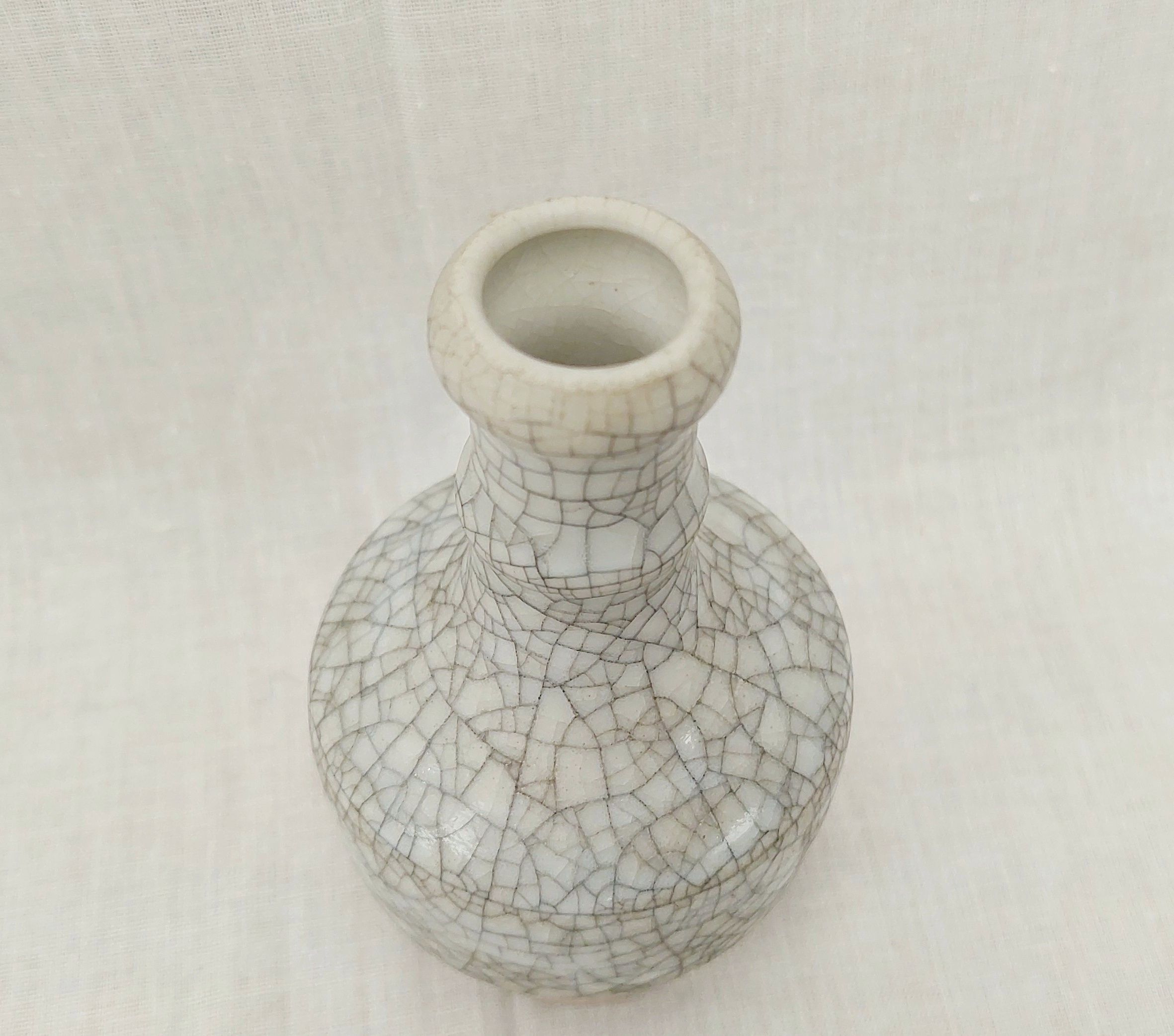 c1890 Chinese Ge Crackle Glaze Miniature Vase - Image 4