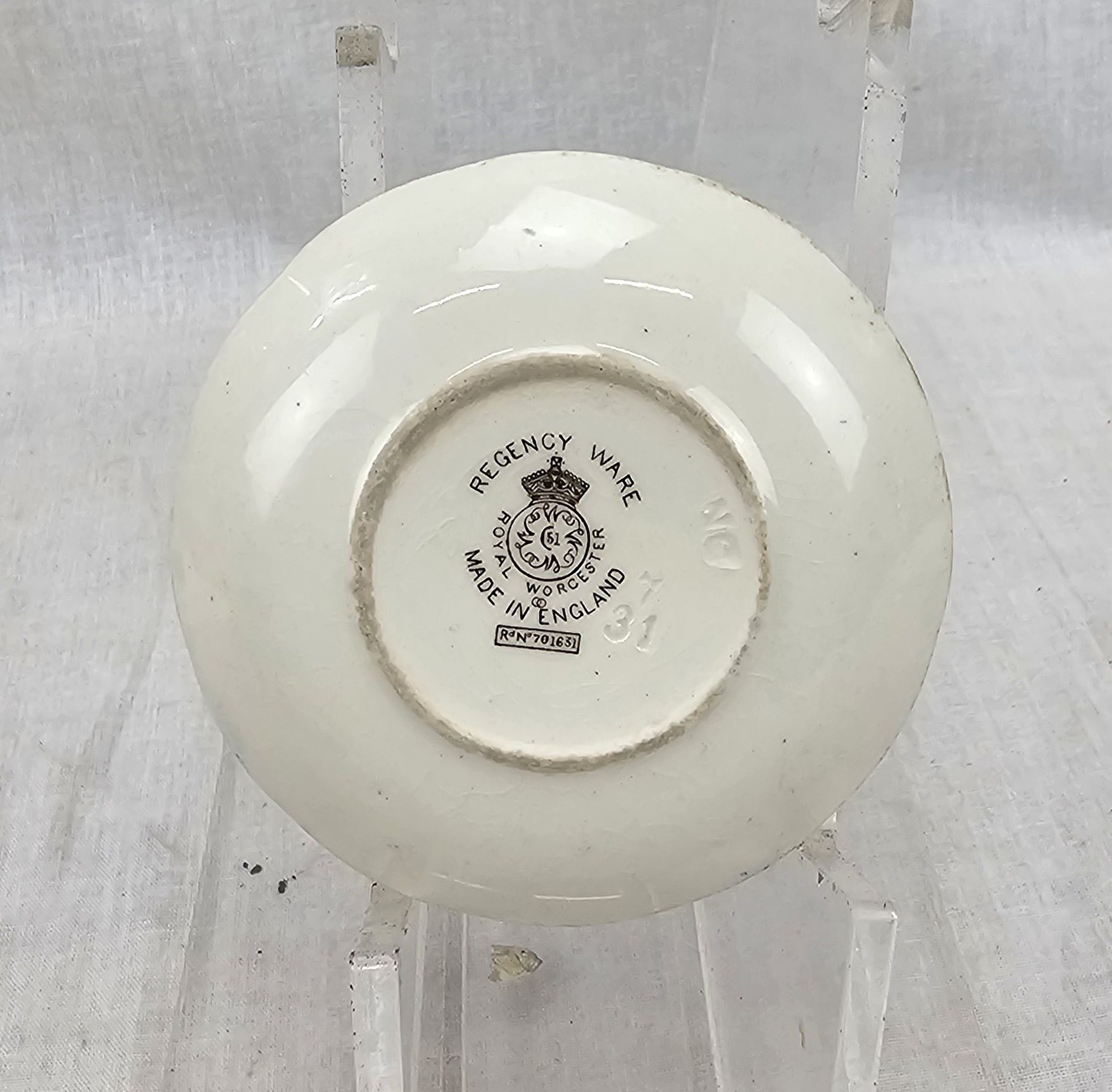 c1932 Royal Worcester Miniature Dish Of Canterbury Cathedral - Image 2