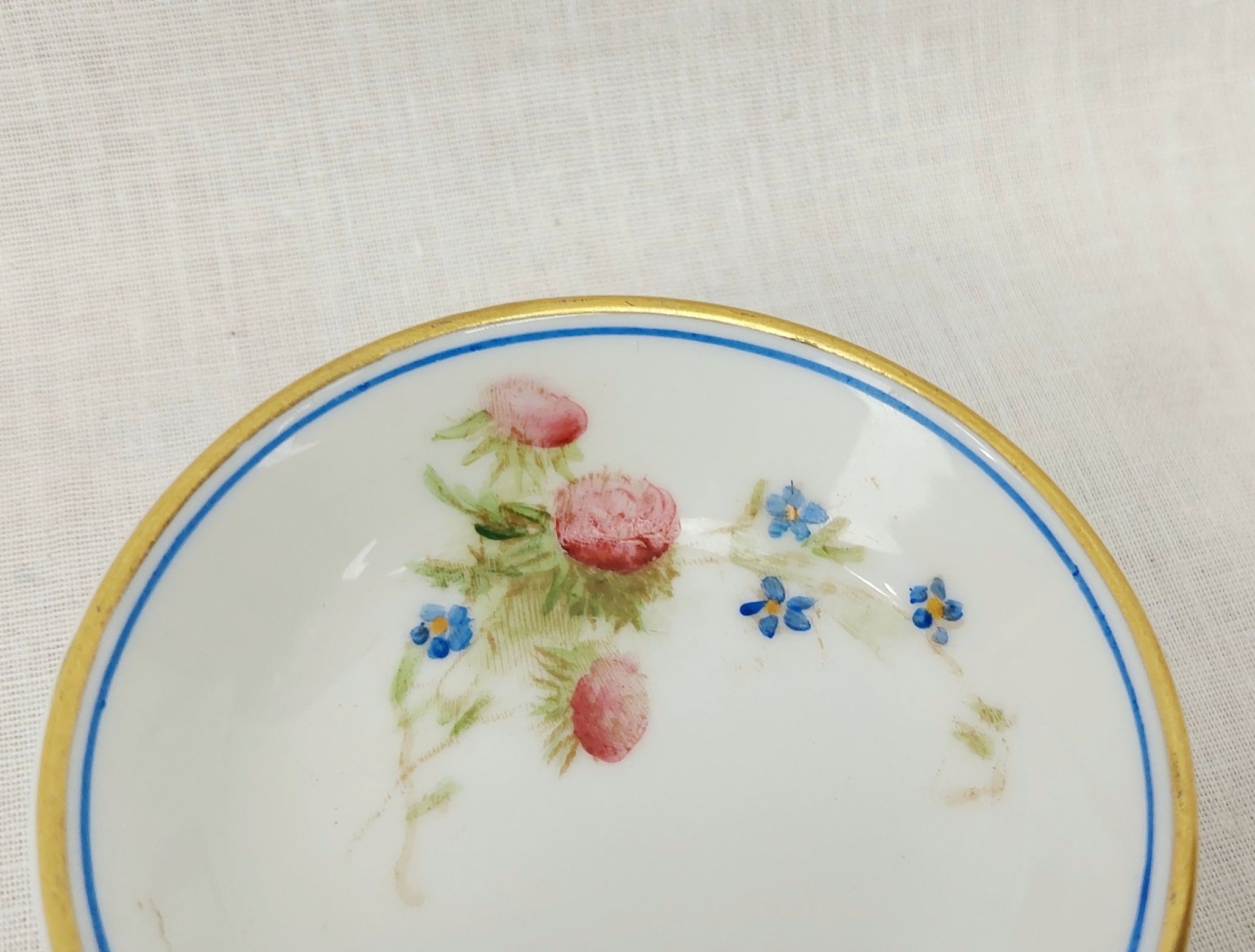 c1937 Royal Worcester Miniature Hand Painted Wild Flowers Dish - Image 3