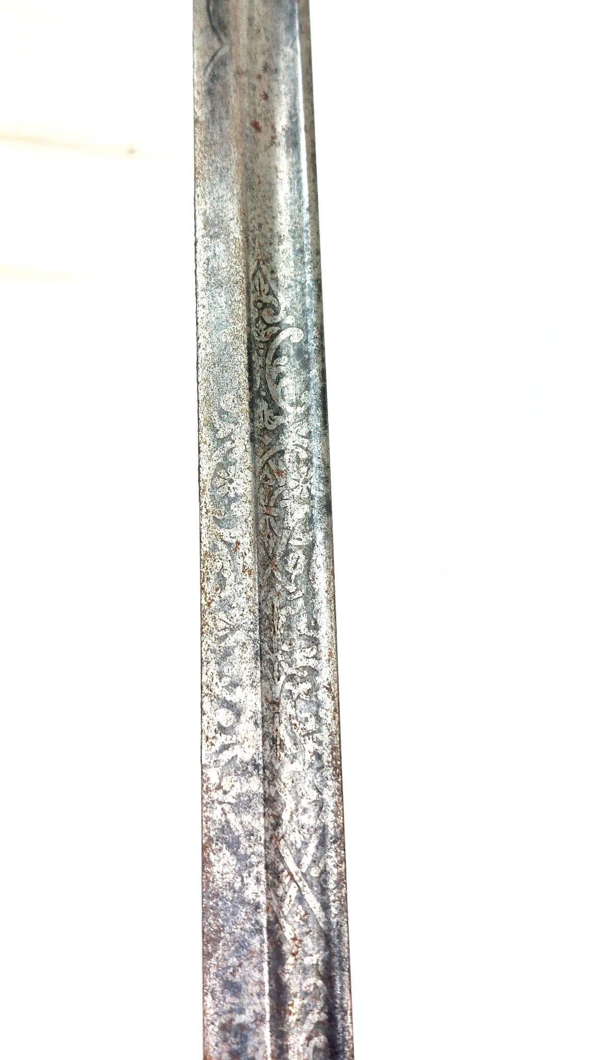 British, WW1, 1912 Pattern Cavalry Officer’s Sword, Retailed by Maxwell, 8 Dover Street London, Plain Bowl Guard, Etched Blade, "Made in England" - Image 17