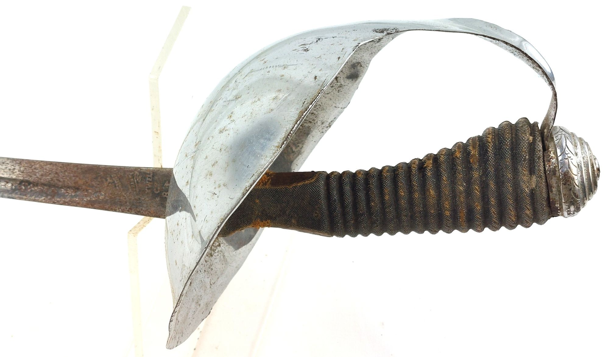 British, WW1, 1912 Pattern Cavalry Officer’s Sword, Retailed by Maxwell, 8 Dover Street London, Plain Bowl Guard, Etched Blade, "Made in England" - Image 25
