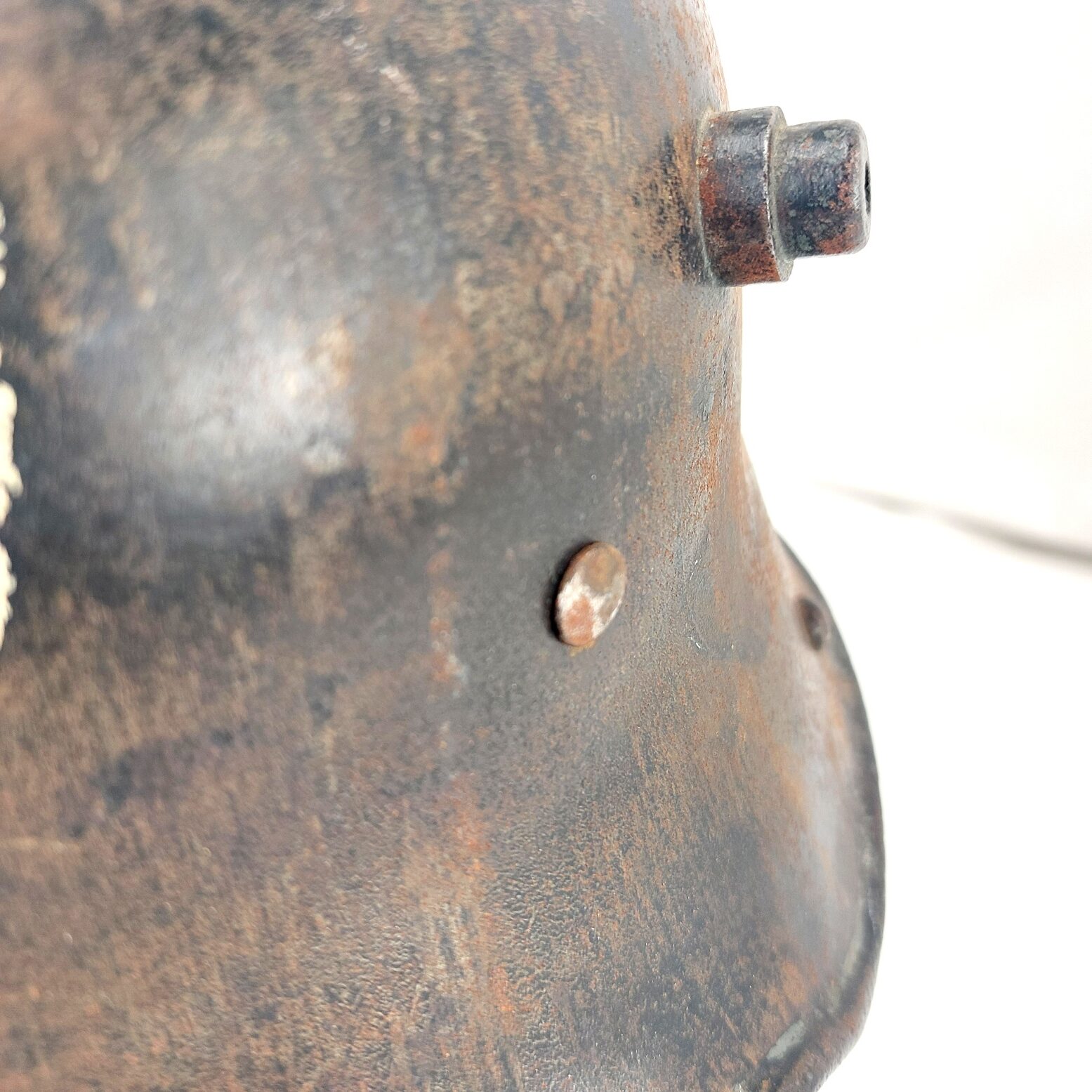 German, WW1, Original M16 Steel Helmet by Siemens & Halske A.G., Size 60 (SH60) with Postwar Skull Motif and Later Liner - Image 7