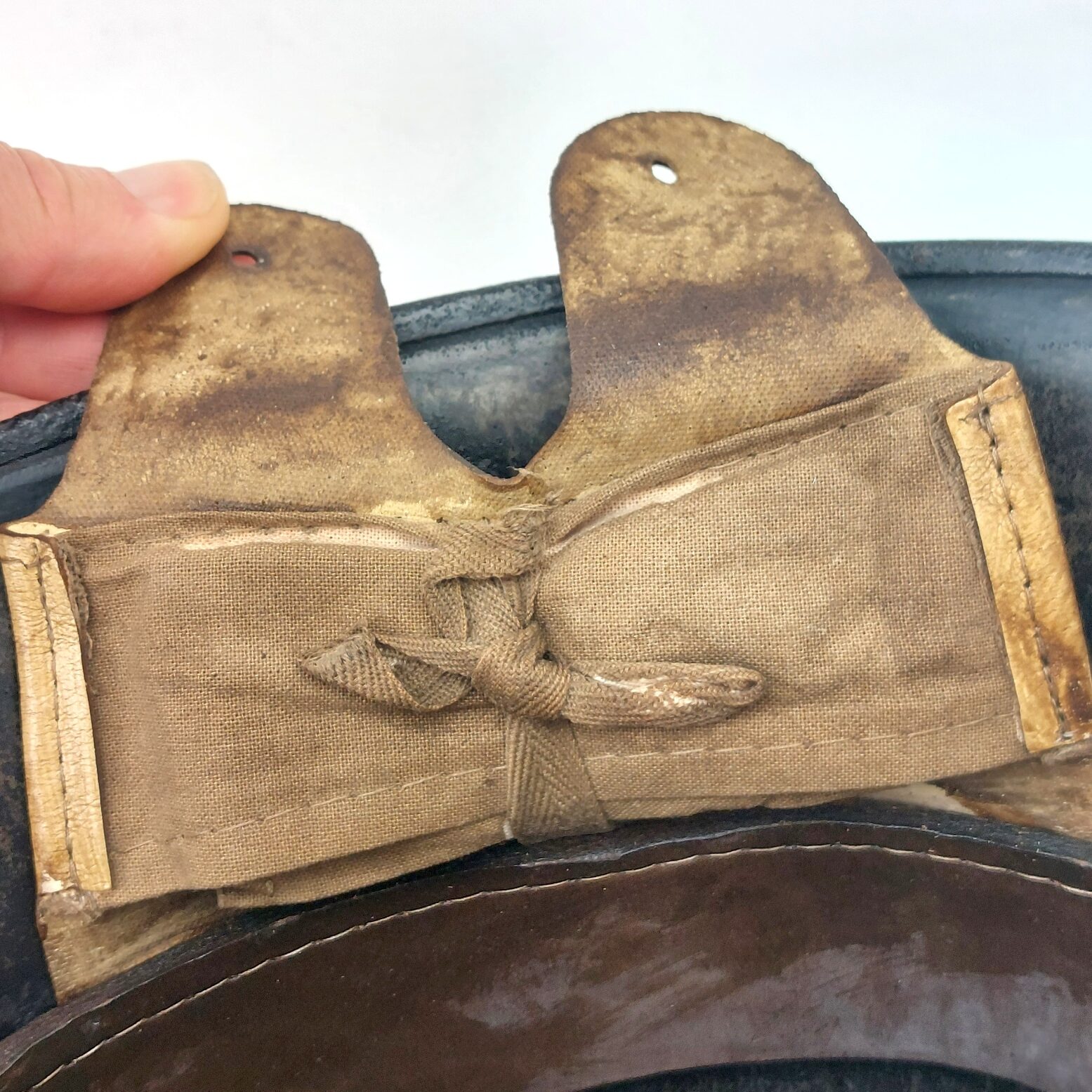 German, WW1, Original M16 Steel Helmet by Siemens & Halske A.G., Size 60 (SH60) with Postwar Skull Motif and Later Liner - Image 16