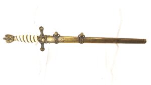 German, WW2, Third Reich Kriegsmarine Officer’s Dagger by WKC, Early High-Relief Replacement Eagle Pommel, Fine Etched Blade, Lightning Bolt Scabbard