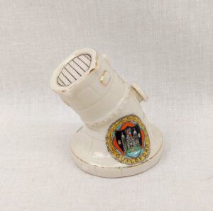 WW1 Guildford Carlton Crested China Searchlight