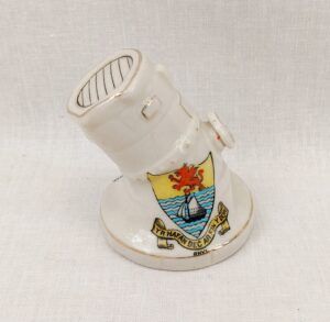 WW1 Rhyl Carlton Crested China Searchlight
