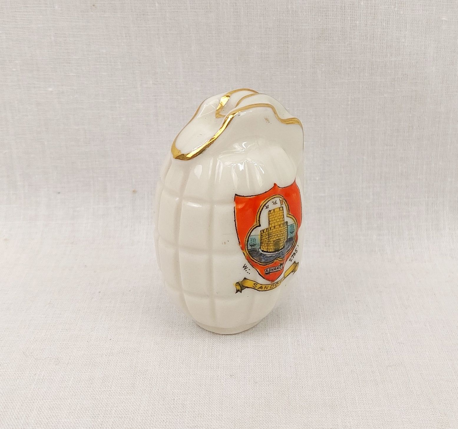 WW1 Sandown Mills Bomb Crested China