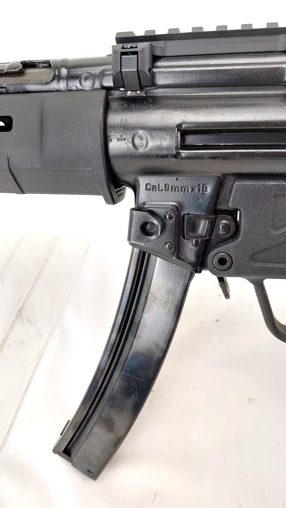MP5 9×19mm Sub-Machine Gun, Cased, with B&T Silencer, spare telescopic stock & handguard, sling, cleaning kit & MKE manual, Deactivated - Image 6