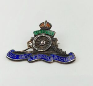 WW1 Sterling Silver Royal Artillery Sweetheart Badge
