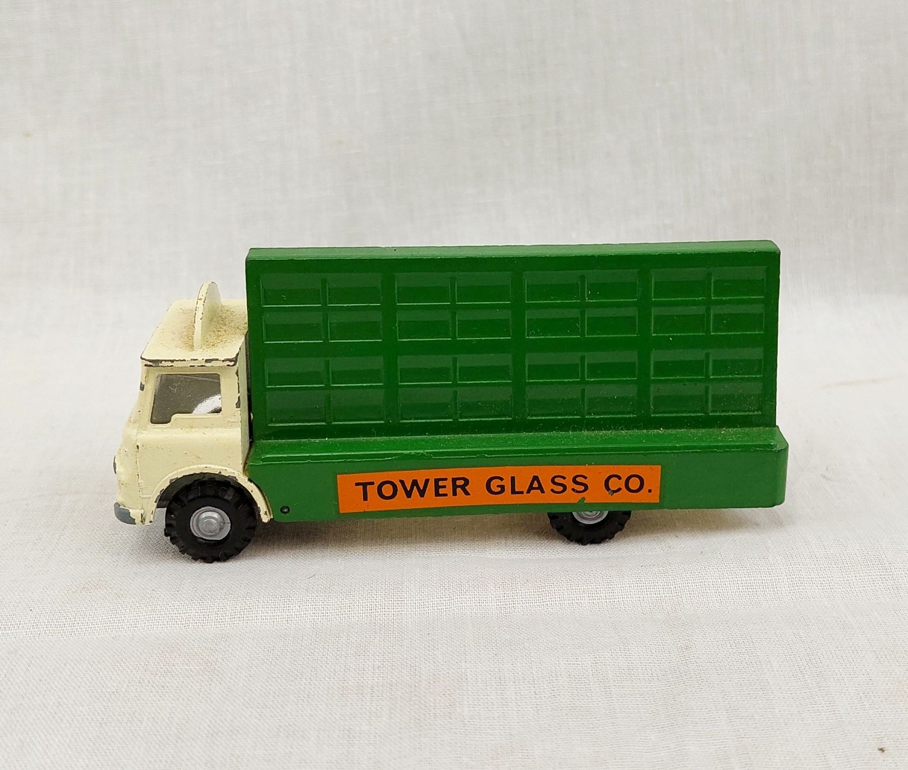 Budgie Toys Diecast Glass Lorry No 304