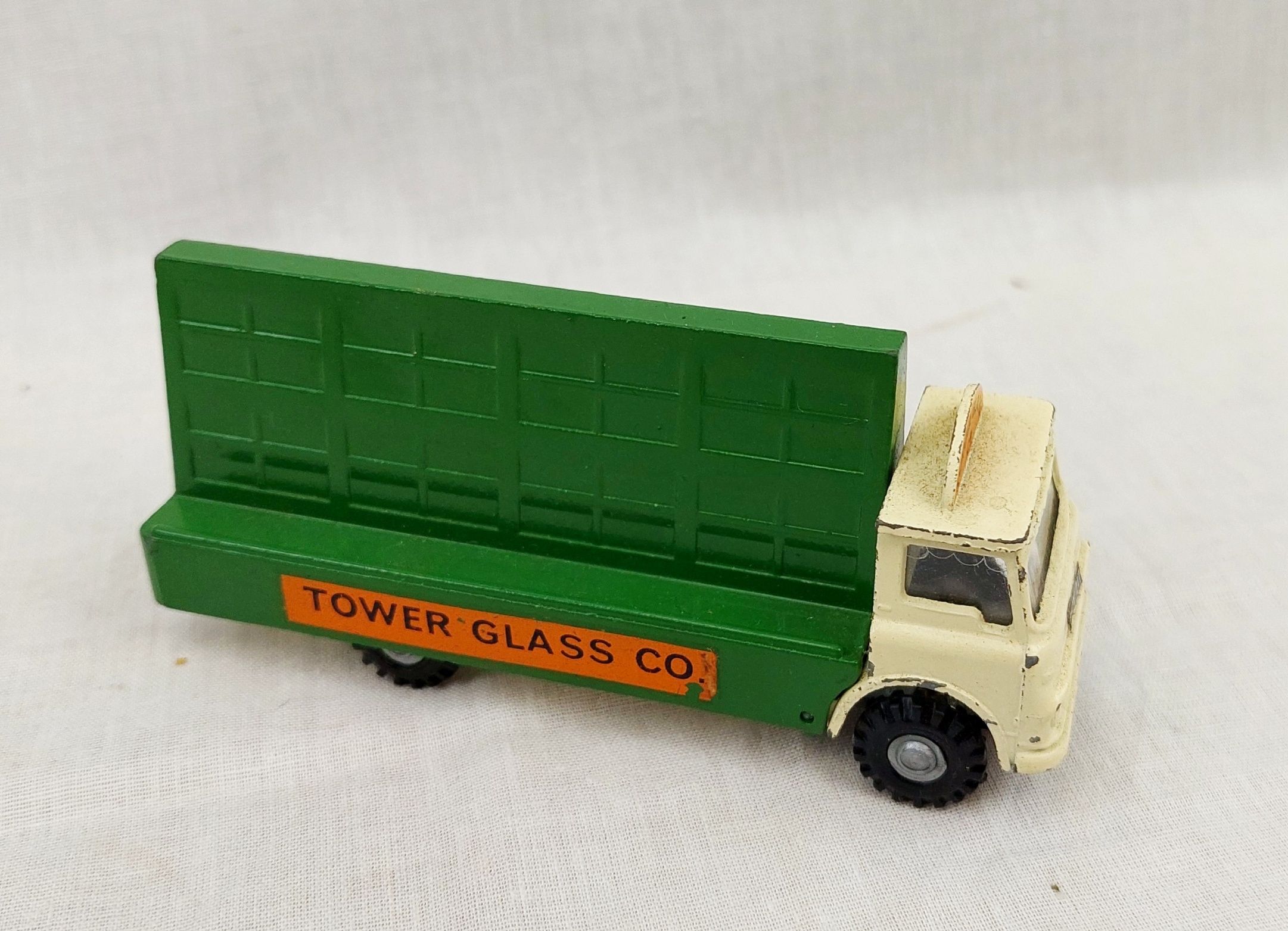 Budgie Toys Diecast Glass Lorry No 304 - Image 2