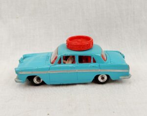 Corgi Toys 236 Austin A60 De Luxe Saloon Car