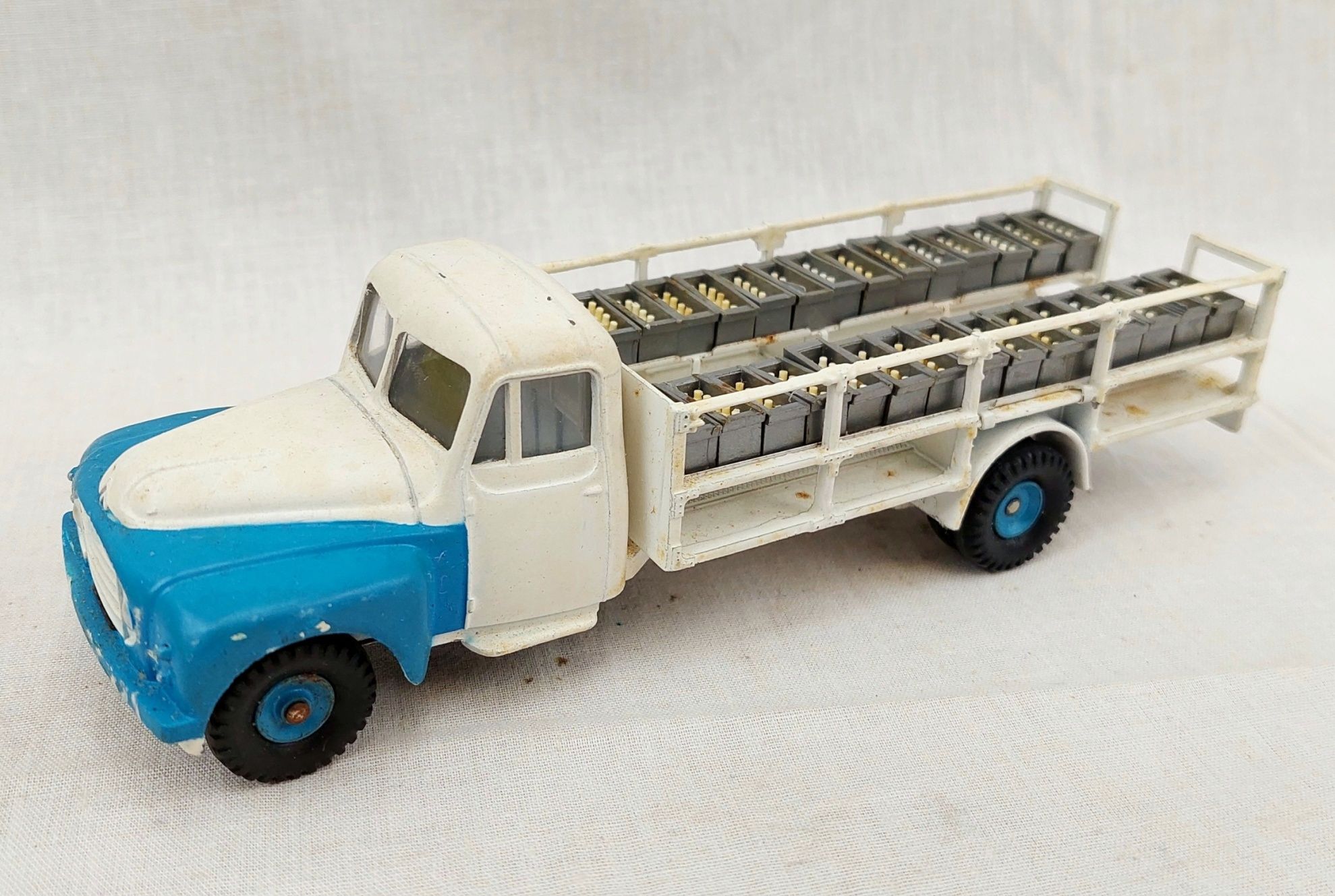 French Dinky Toys 586 Camion Laiter 55 Citroen Milk Truck - Image 10