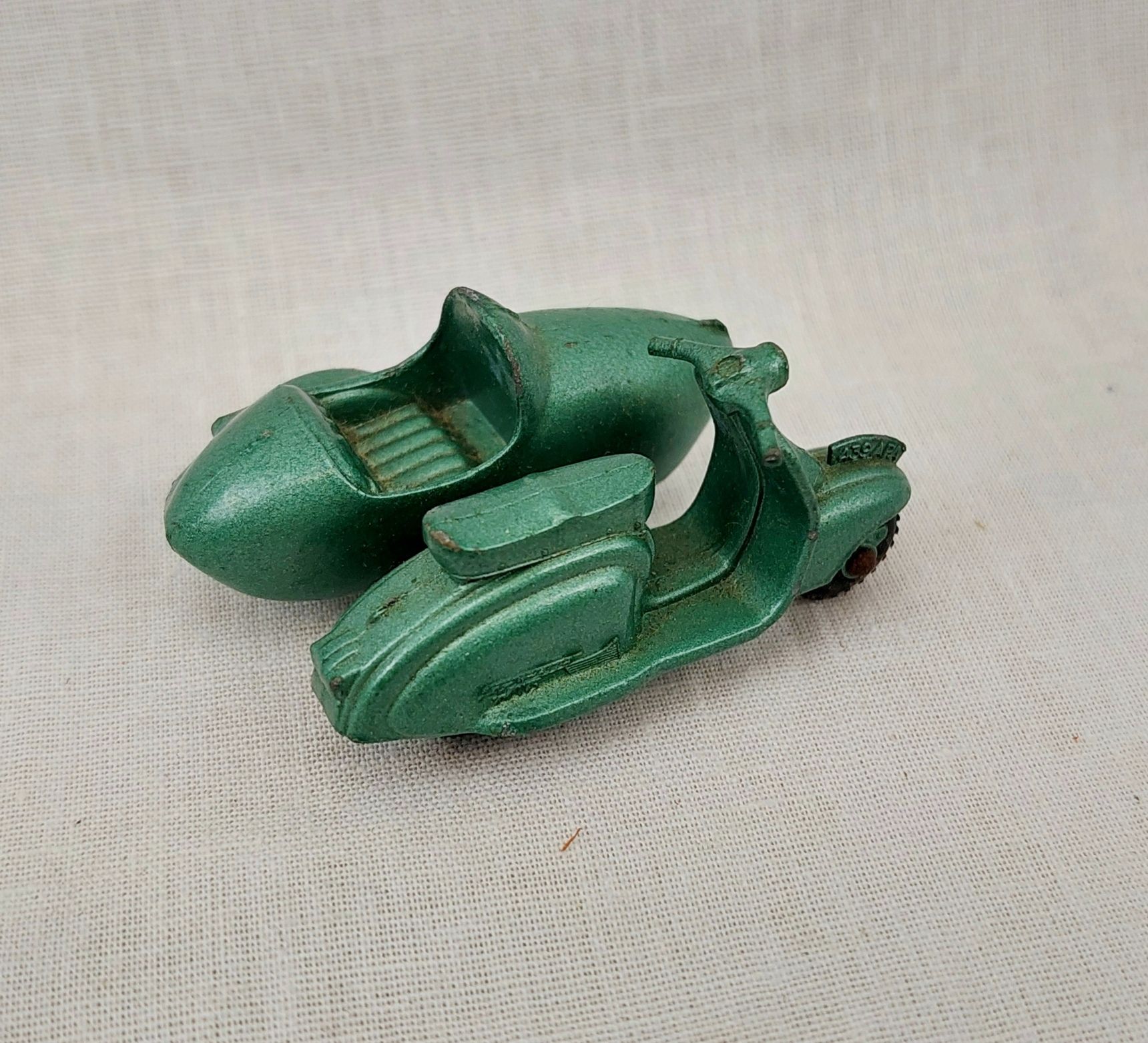 Lesney Matchbox No.36 Lambretta TV 175 & Sidecar - Image 2