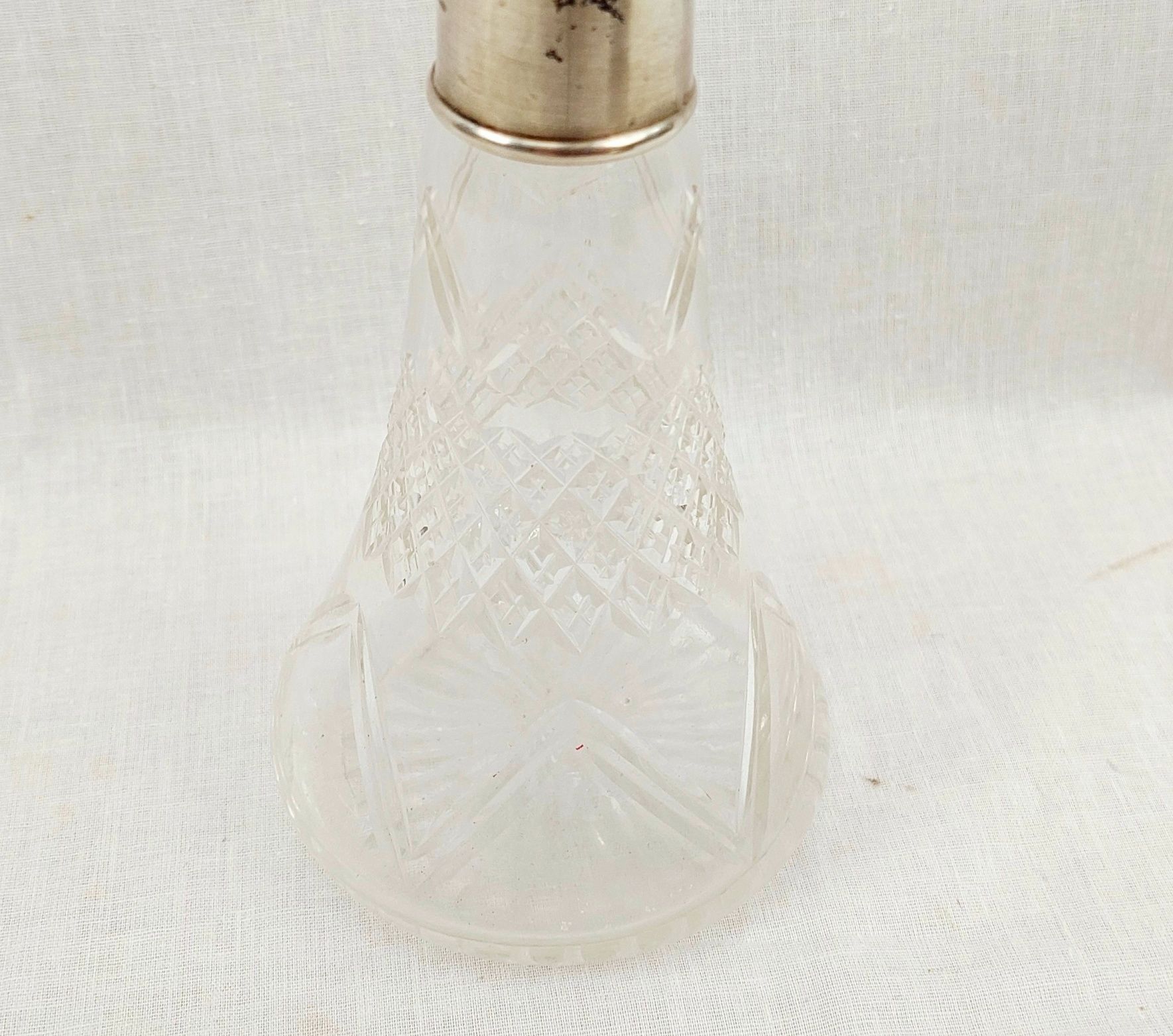 Large London 1922 Sterling Silver Mounted Perfume Bottle - Image 6
