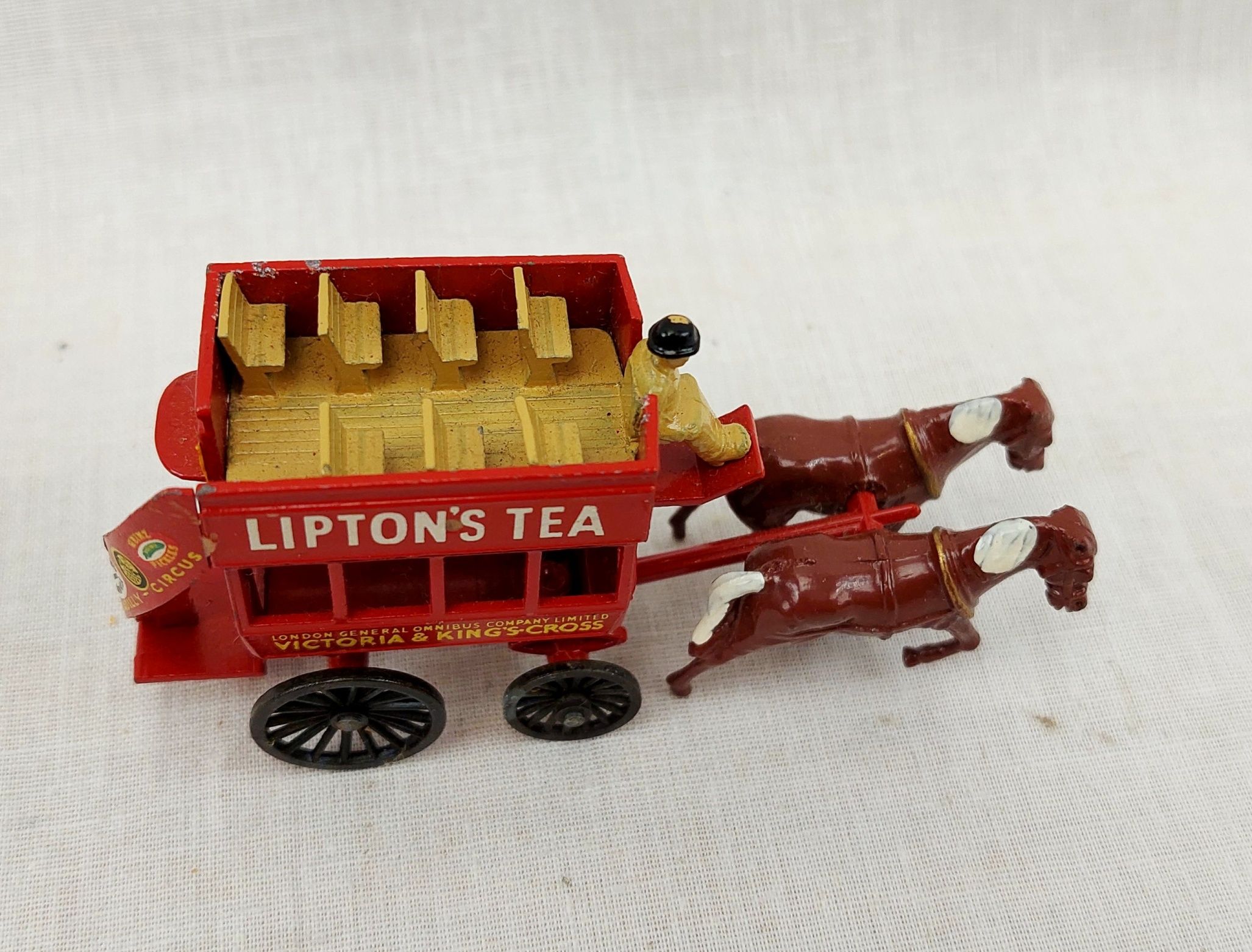 Matchbox Lesney Diecast Y12 Liptons Tea Horse Bus - Image 3