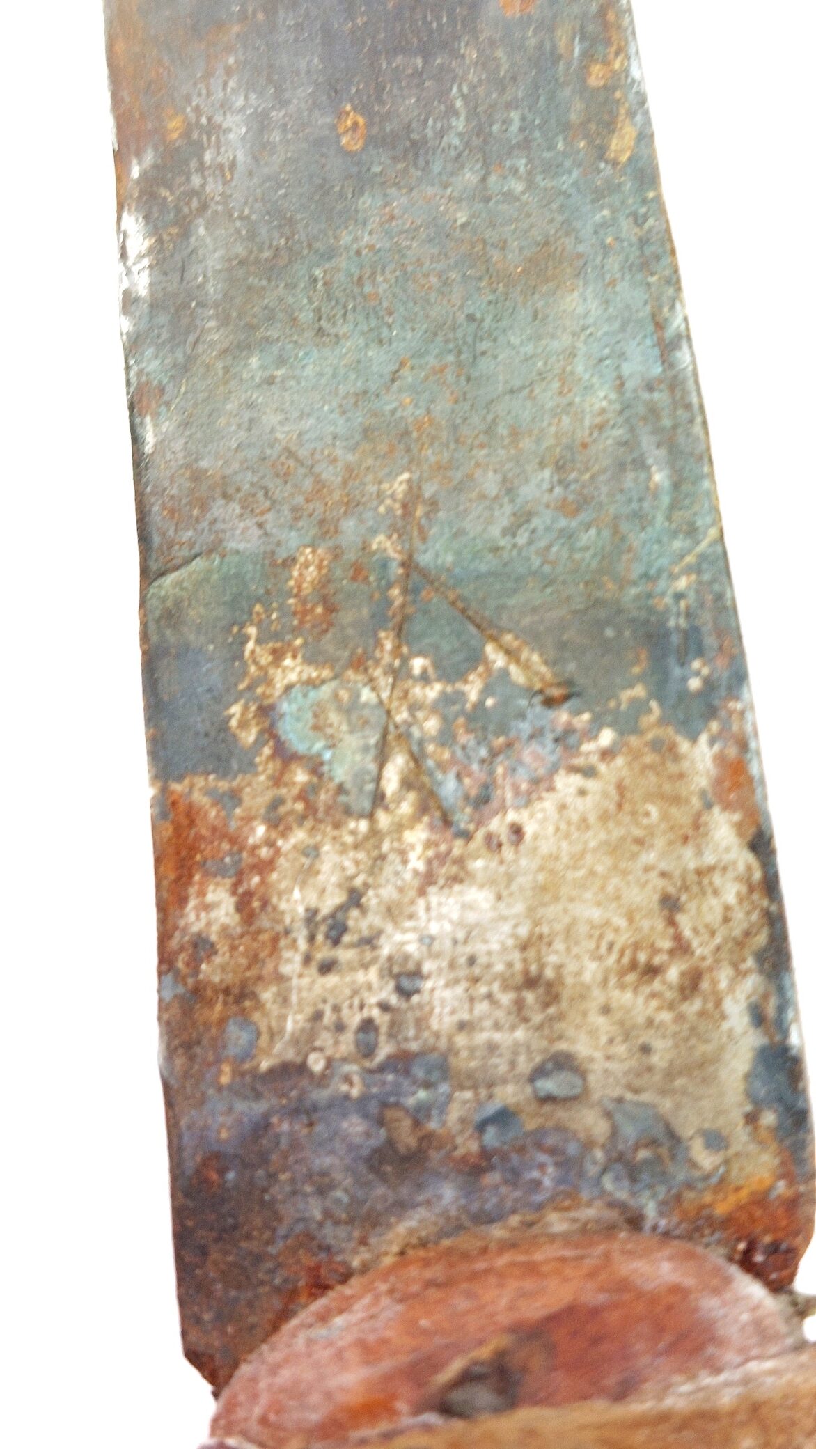 West African Tribal Dagger with Crocodile-Skin Grip and Cowrie-Decorated Sheath - Image 10
