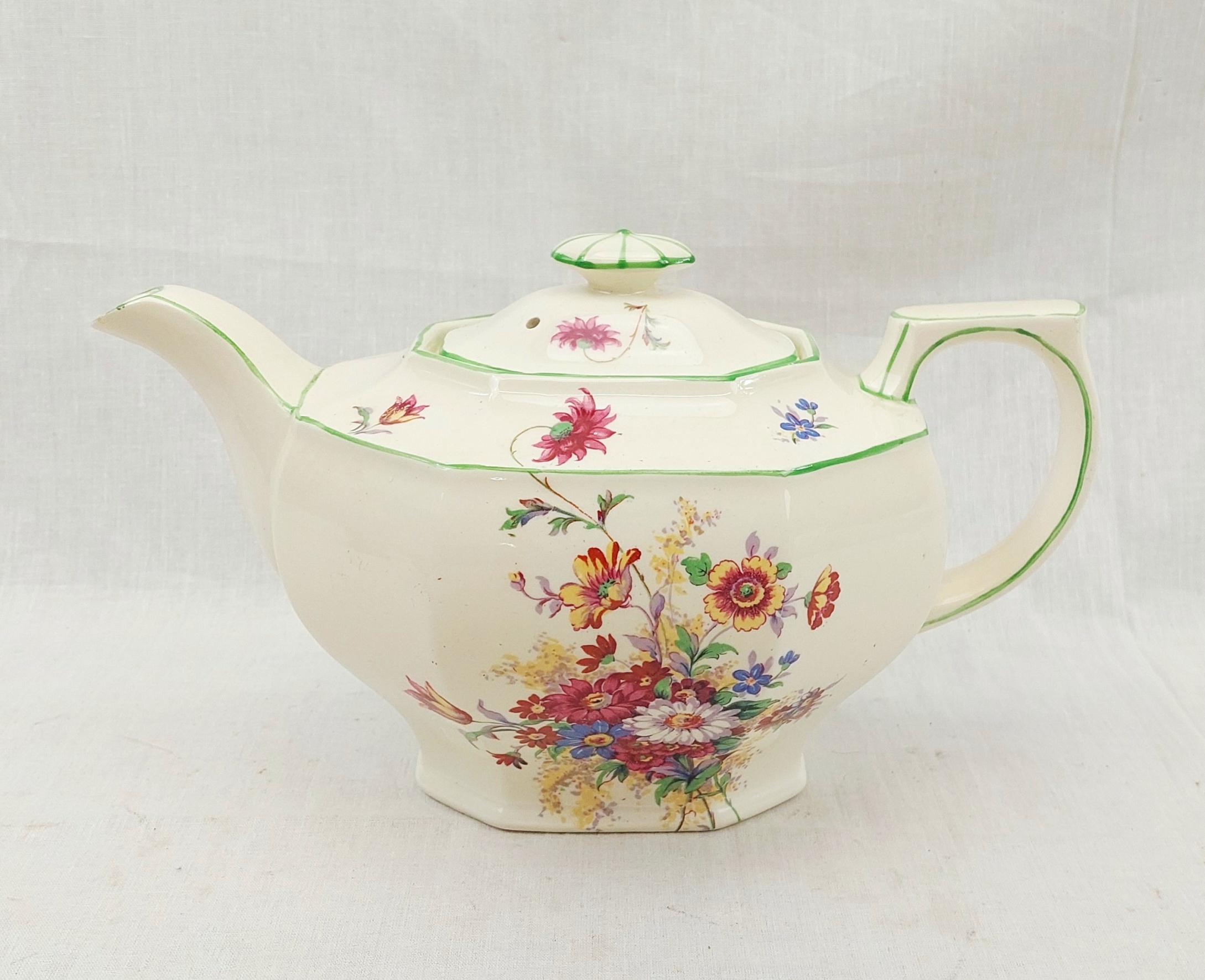 Art Deco 1930s Grimwades Royal Winton Ivory Teapot