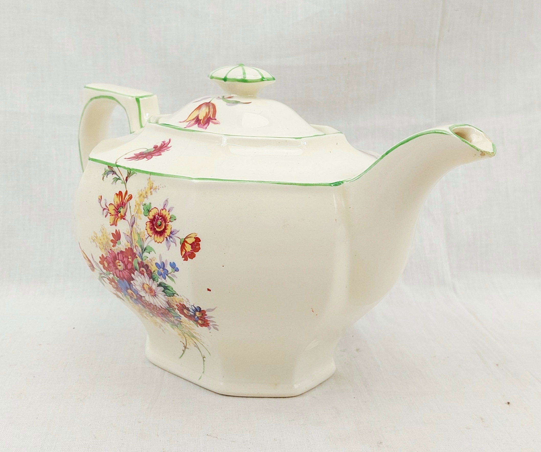 Art Deco 1930s Grimwades Royal Winton Ivory Teapot - Image 6