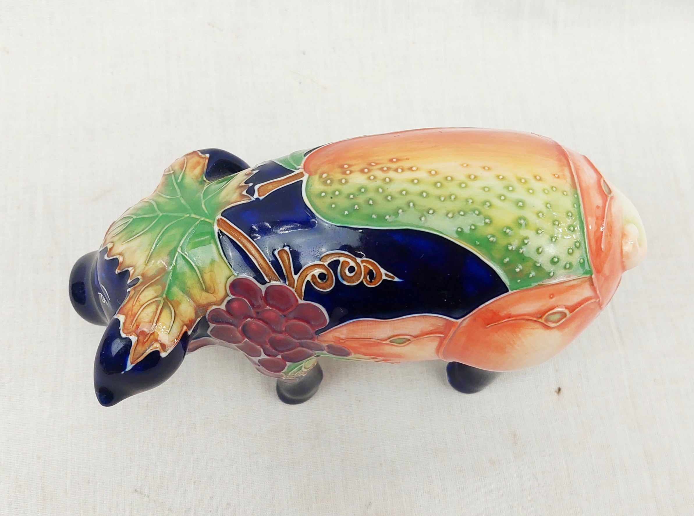 Country Artists Ceramic Tube Lined Ceramic Pig - Image 3