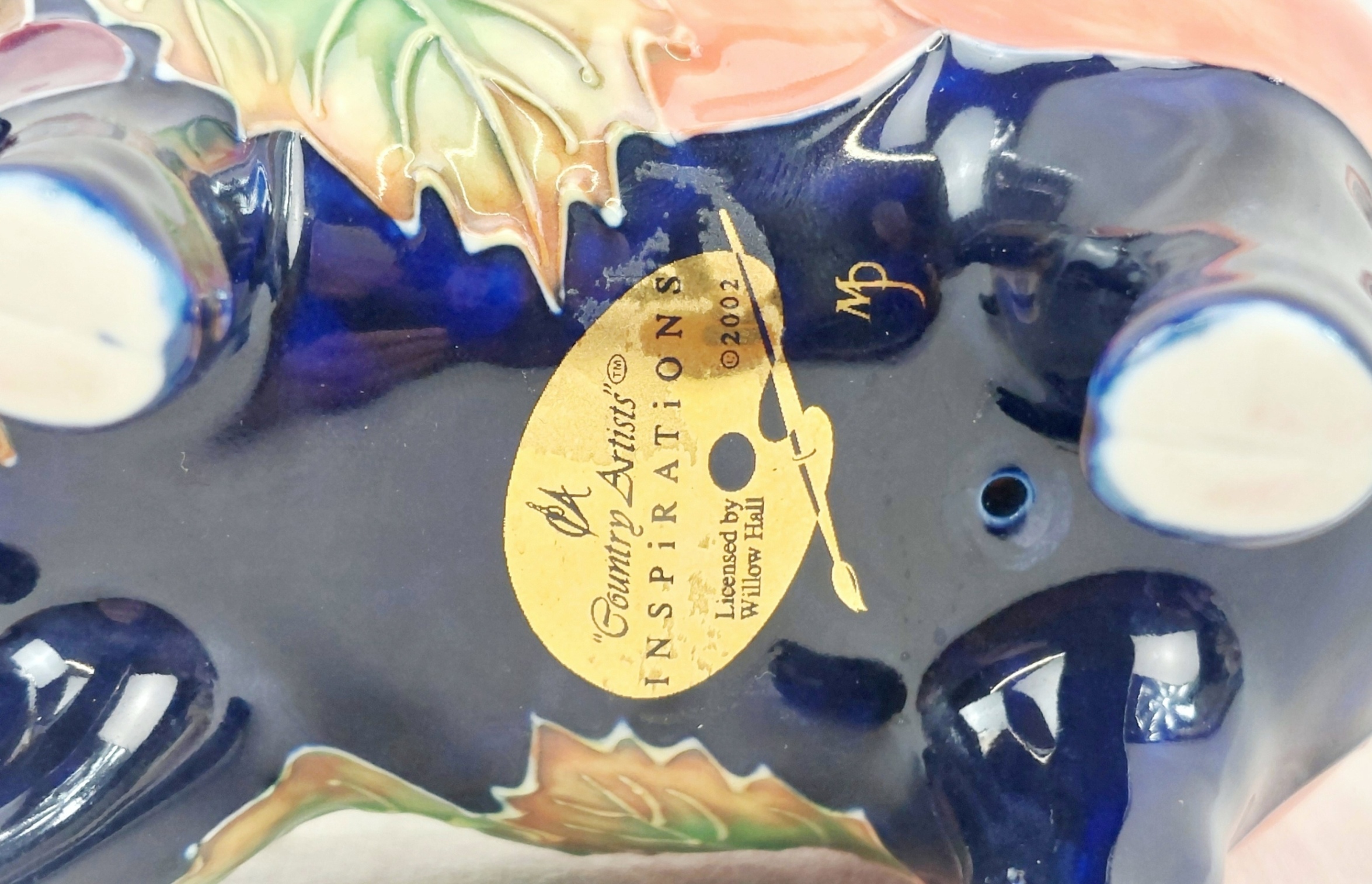 Country Artists Ceramic Tube Lined Ceramic Pig - Image 6