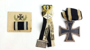 Imperial German,WW1, Iron Cross Group, Silver-Framed Iron Cross 2nd Class (EK2) by Carl Dillenius (CD800), Prussian Veterans’ Badge & Original D.R.G.M. Ribbon Bar (3)