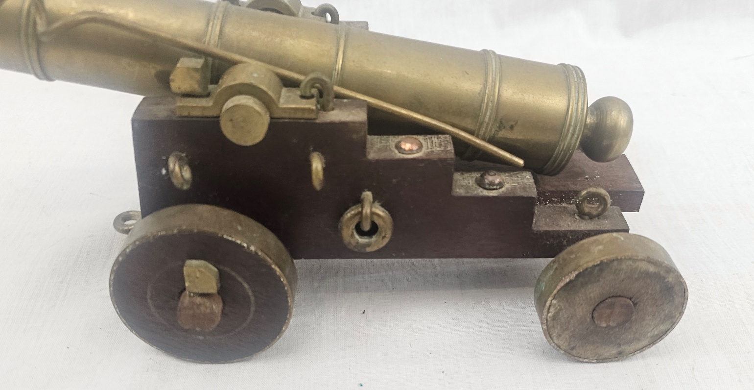 Model Of A c1800 Royal Navy Ships Cannon - Image 8