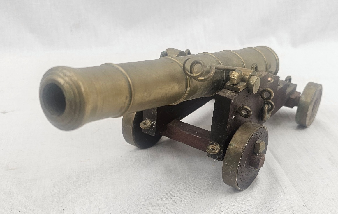 Model Of A c1800 Royal Navy Ships Cannon - Image 4