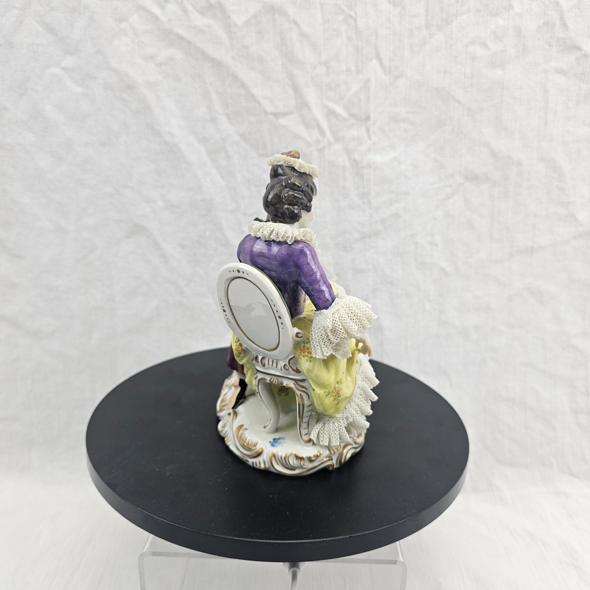 Volkstedt 'The Shoe Fitter', c.1880–1920 Porcelain Figurine Set - Image 4