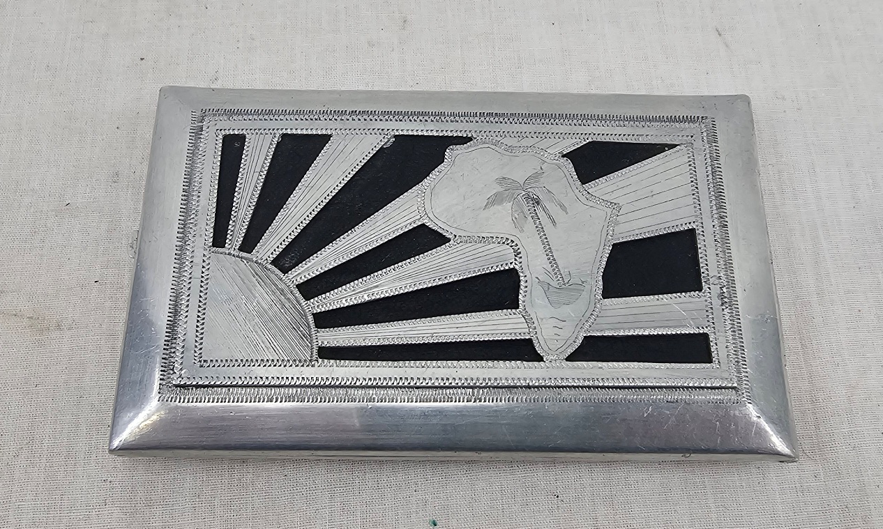 WW2 Era Aluminium Enamelled Indian Palace Cigarette Case - Image 2
