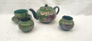 c1950 Moorcroft Finches And Berries Tea Set For One