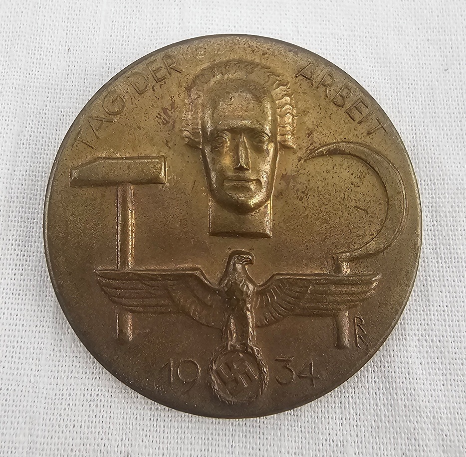 1934 German Day Badge