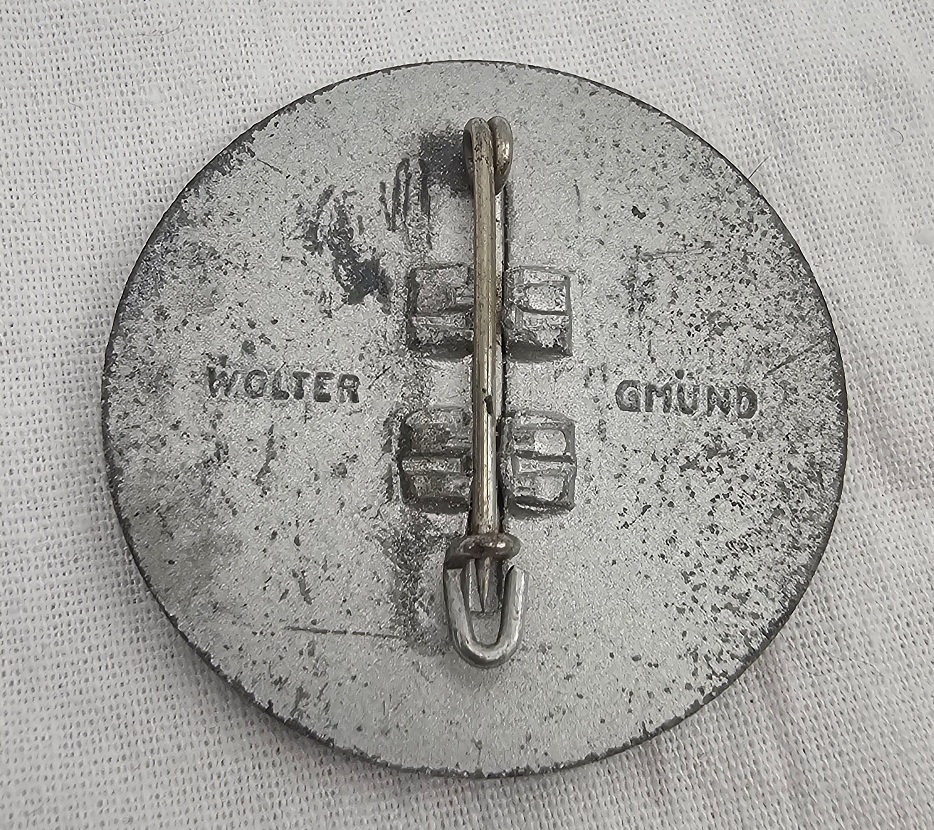 1939 German Day Badge - Image 2
