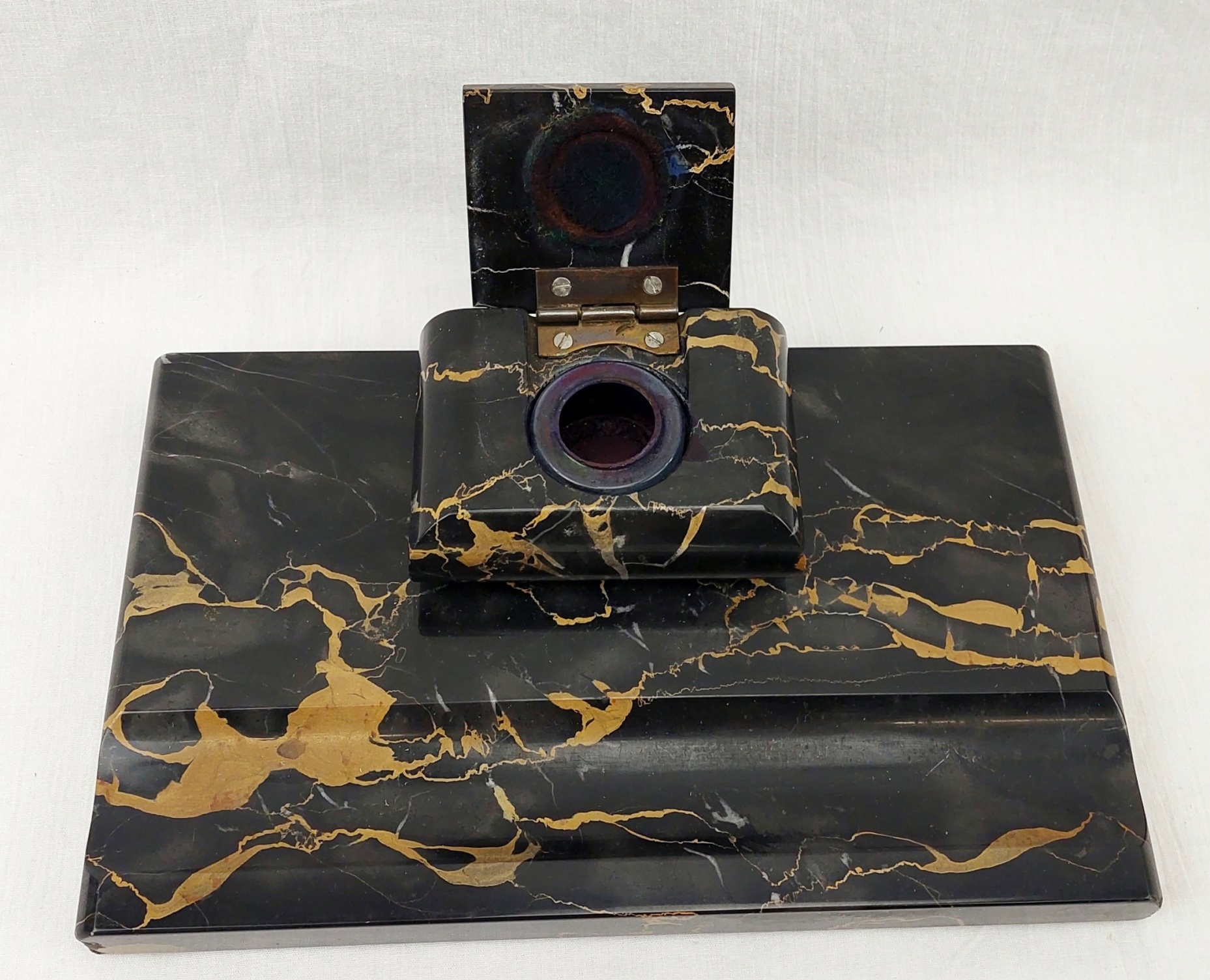 Art Deco Italian Portoro Marble Inkwell With Pen Rest And Letter Holder - Image 2
