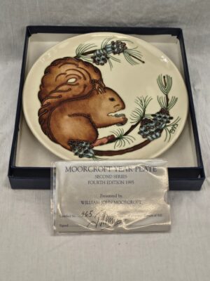 Boxed 1995 Moorcroft Pottery Year Plate Depicting A Squirrel